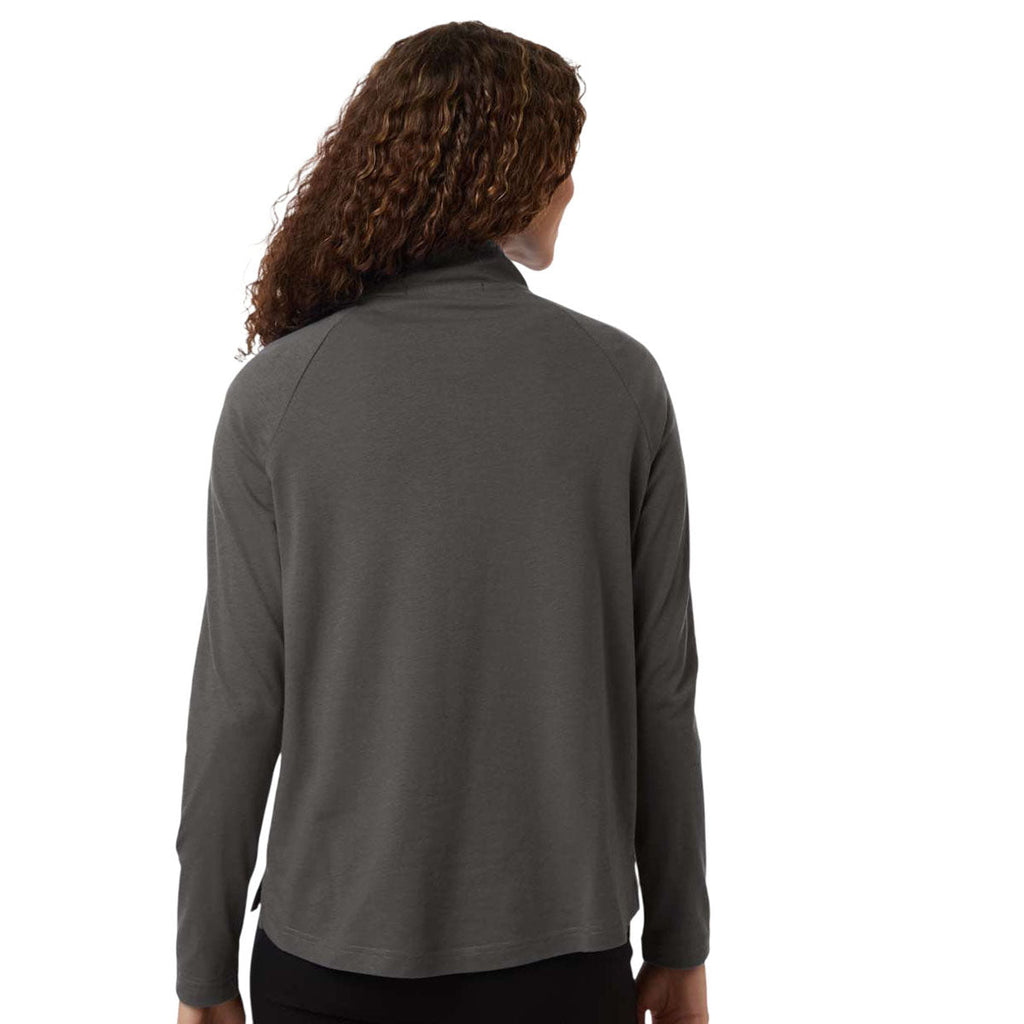 Devon & Jones Women's Graphite Seaton Pebble Textured Quarter-Zip Pullover