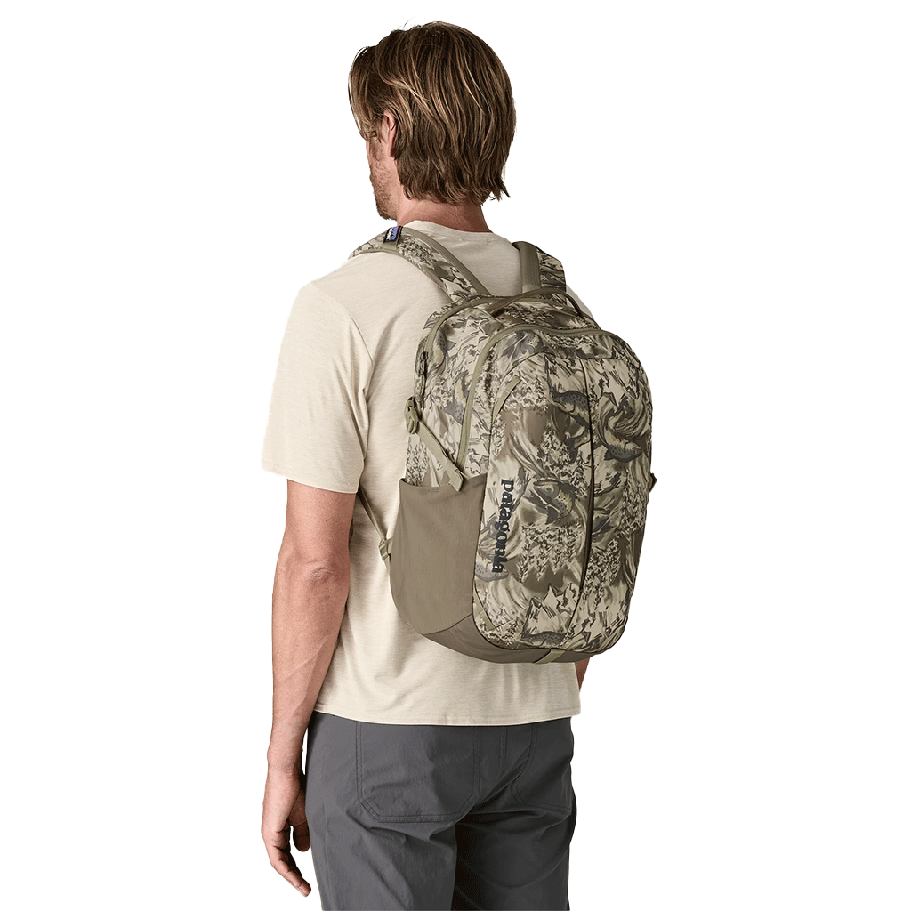 Patagonia Splashing Seas: Wing Grey Refugio Pack 26L
